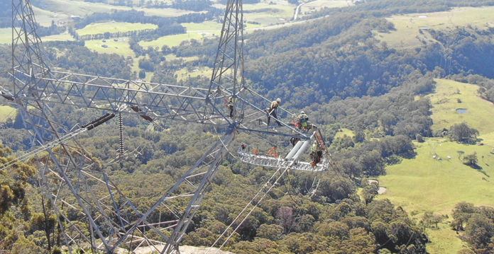Transgrid line workers complete high-wire repairs on transmission line (clifftop)
